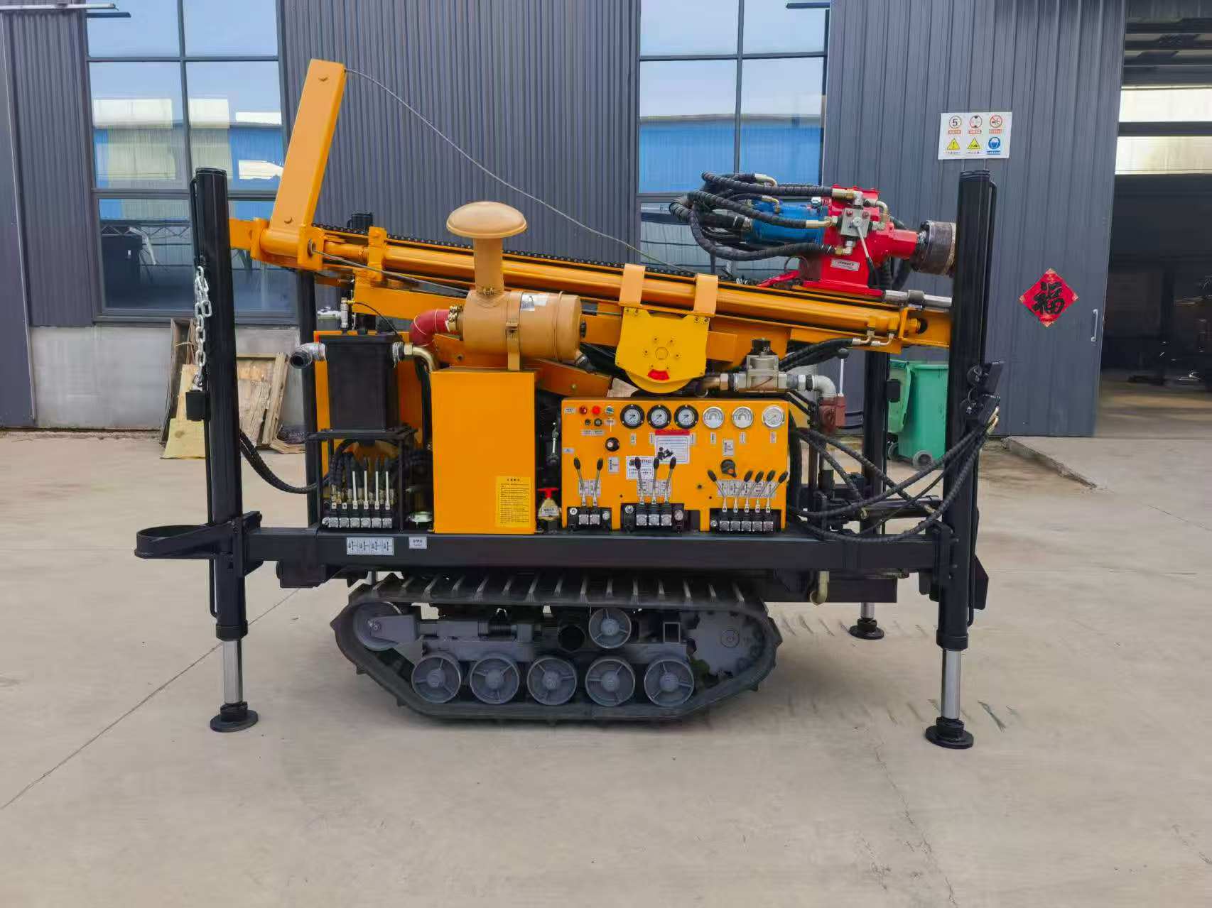 Crawler Pneumatic Drill