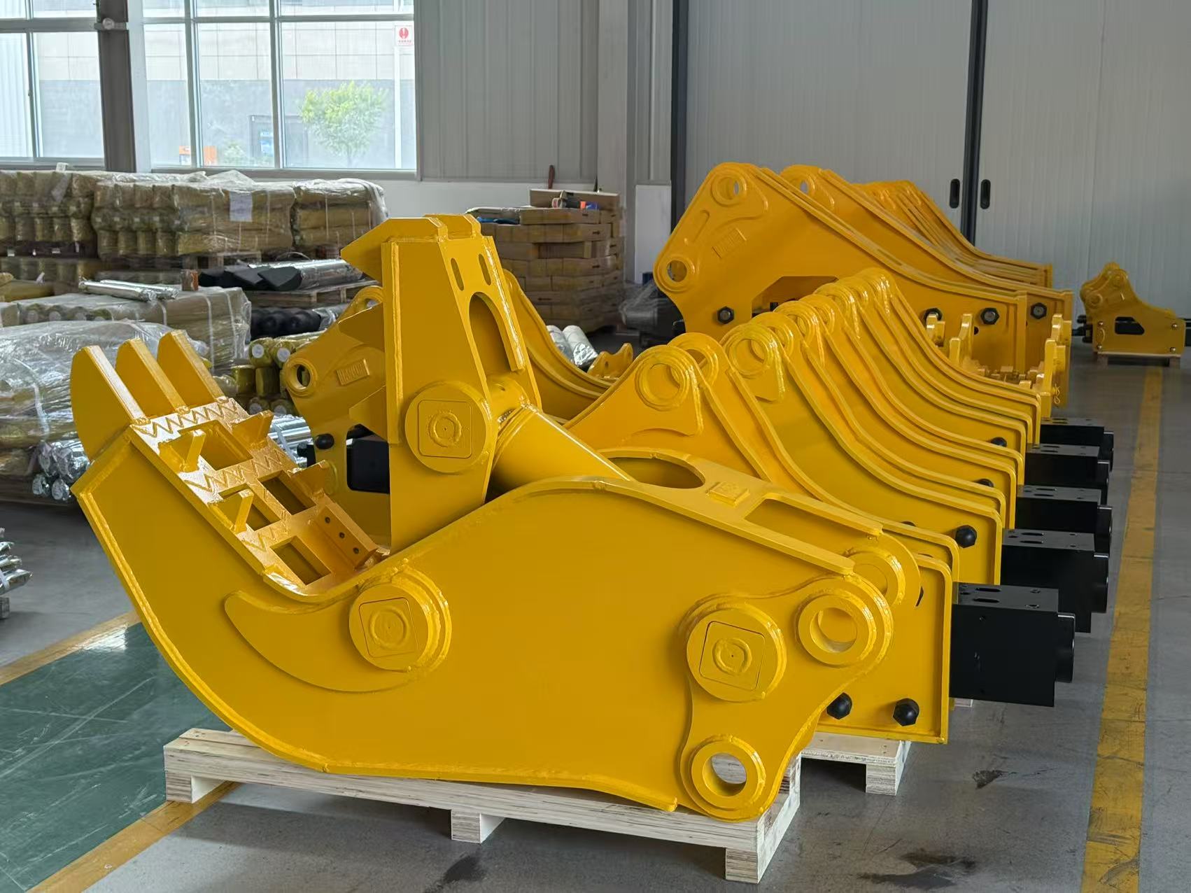 Rotating Pulverizer