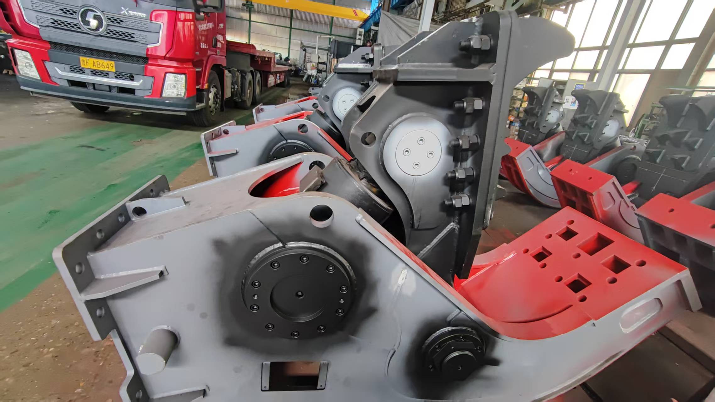 Rotating Pulverizer