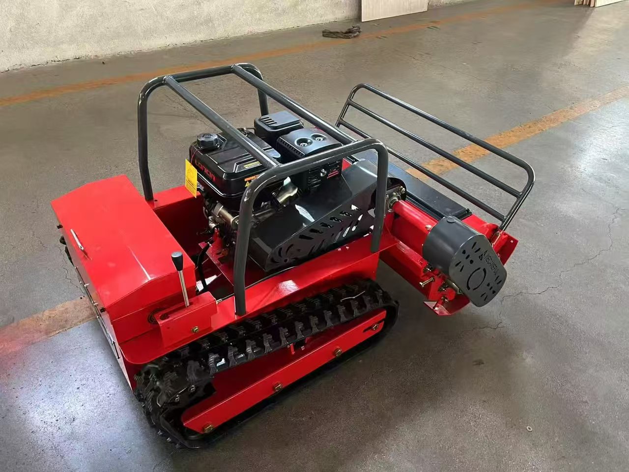 Remote-controlled lawn mower